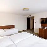 King's - Casino And - Adults Only Розвадов
