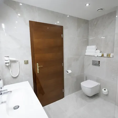 King's - Casino And Hotell 5*