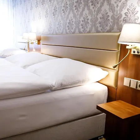 Hotell King's - Casino And