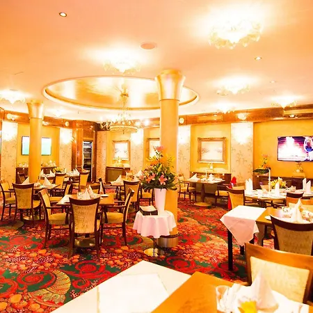 King's - Casino And - Adults Only ロズヴァドフ